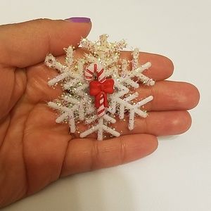 Christmas snowflake brooch